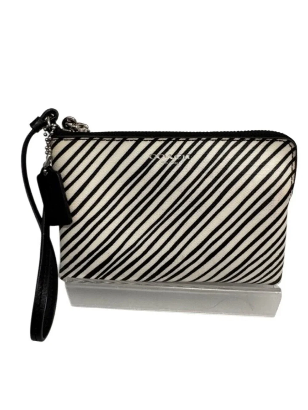 Coach Bleeker Coated Canvas Slim Zip Wristlet - EUC